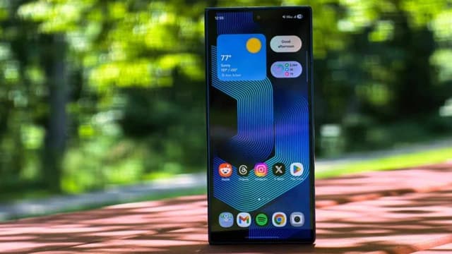 سامسونگ اولویت به‌روزرسانی‌های وان یو آی را به گوشی‌های تاشو می‌دهد